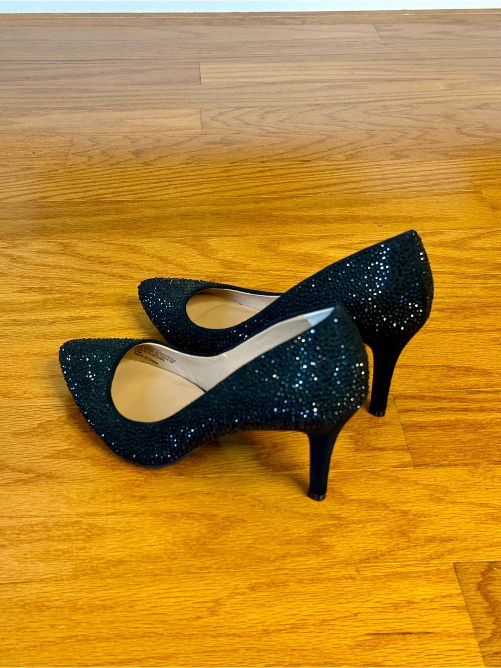 INC International Concepts Zitah Rhinestone Pointed Toe Pumps Black Size 6.5 - Picture 7 of 11